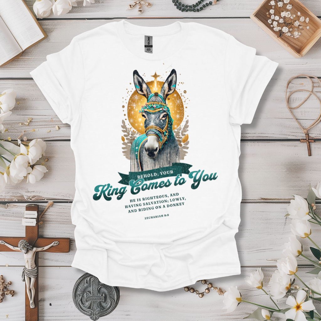 Your King Comes To You Tee